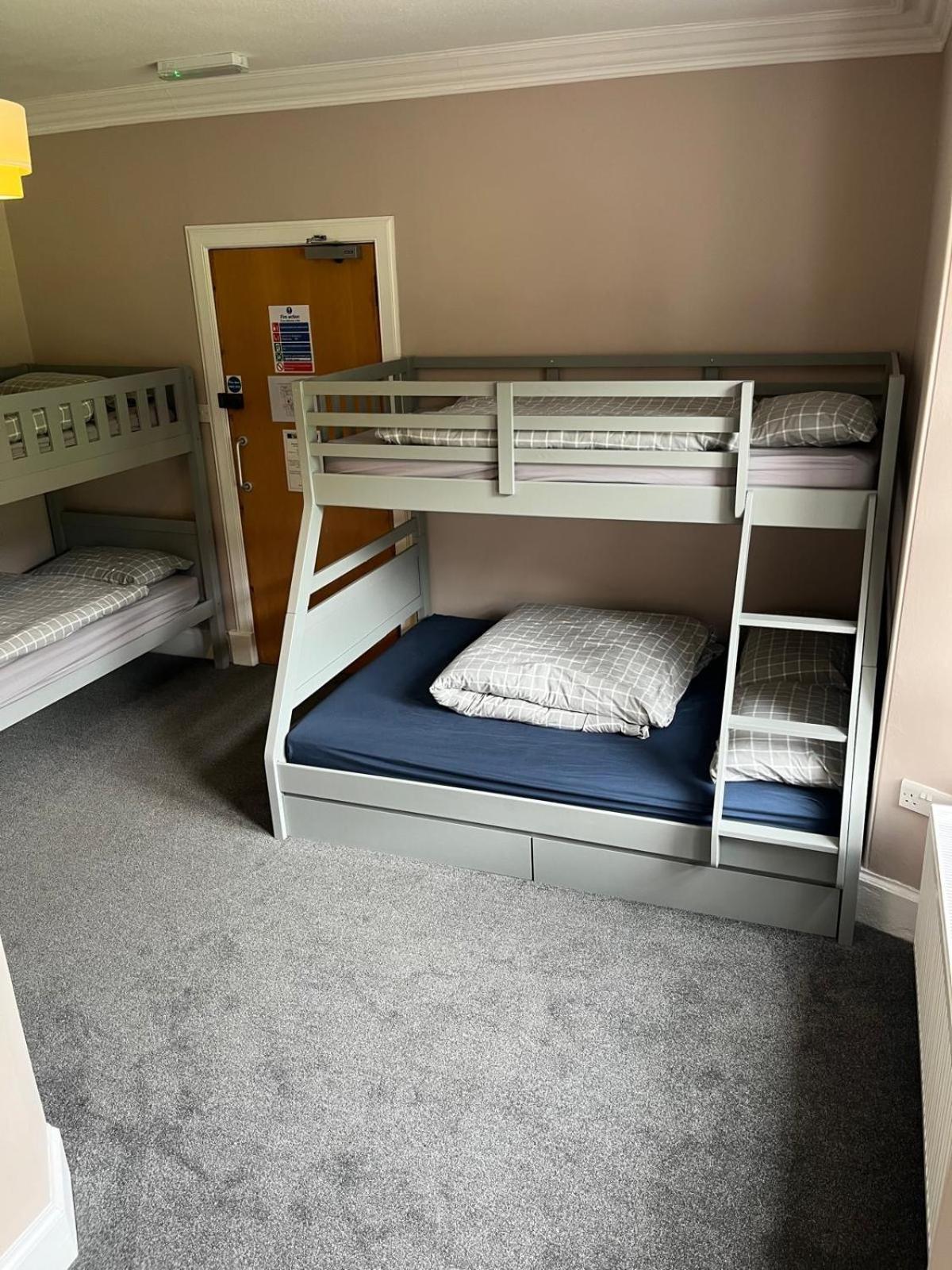 Great Glen Hostel سبين بريدج المظهر الخارجي الصورة