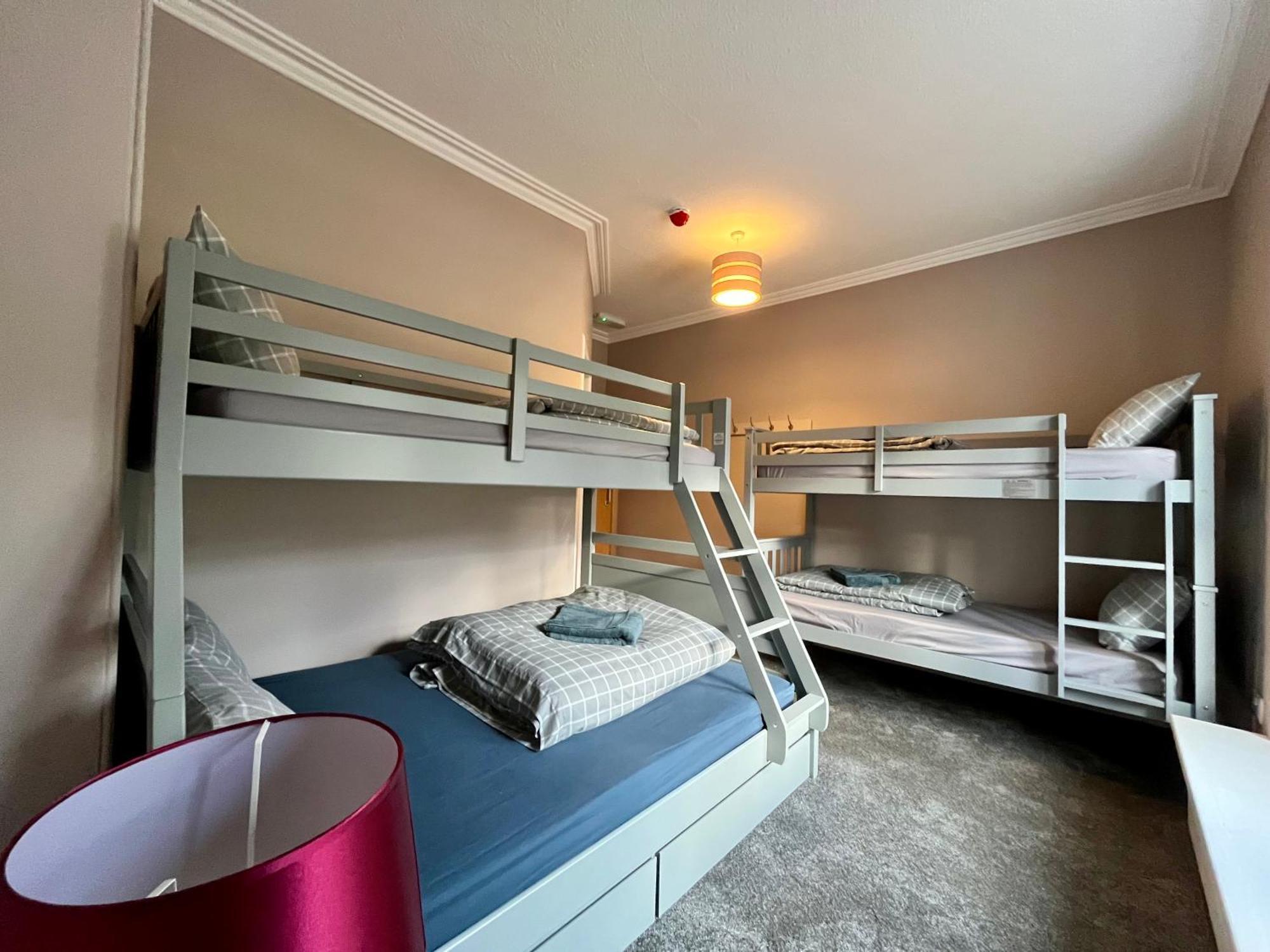 Great Glen Hostel سبين بريدج المظهر الخارجي الصورة