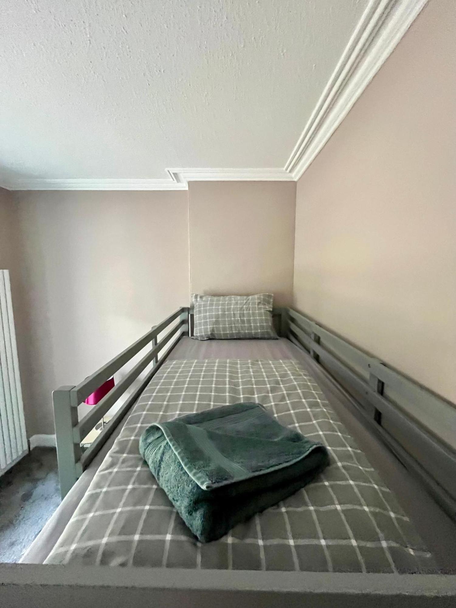 Great Glen Hostel سبين بريدج المظهر الخارجي الصورة